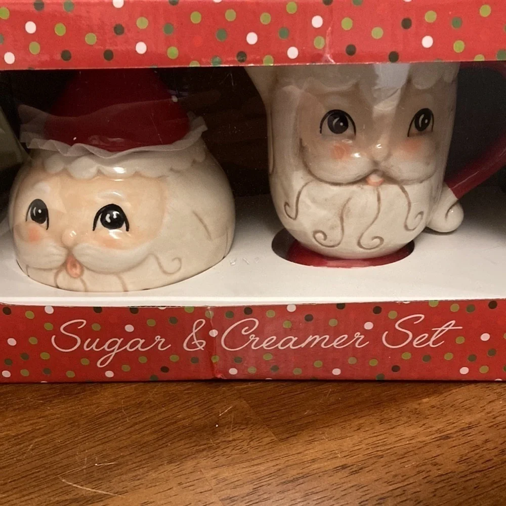 NIB JOHANNA PARKER CHRISTMAS SANTA SUGAR AND CREAMER SET Ceramic